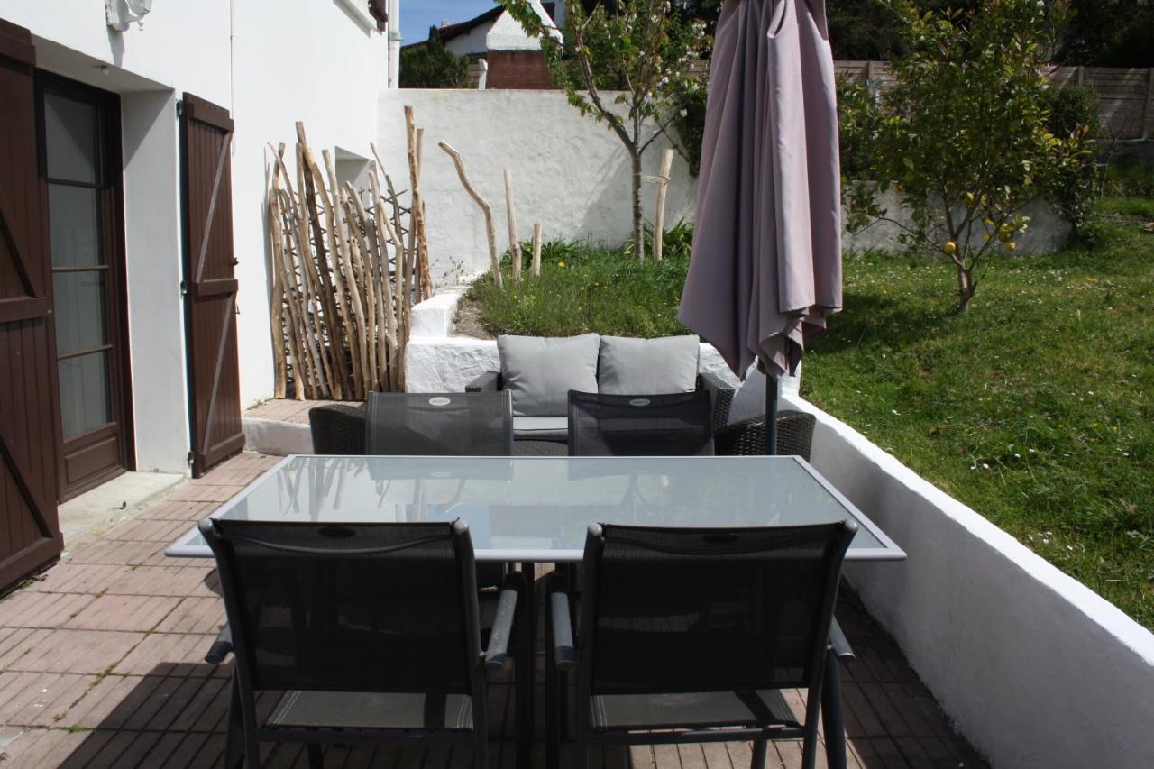 Appartement Au Calme A Hendaye Bagian luar foto