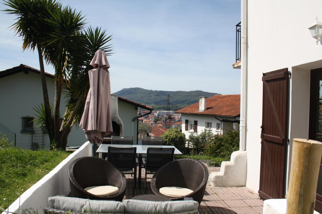 Appartement Au Calme A Hendaye Bagian luar foto